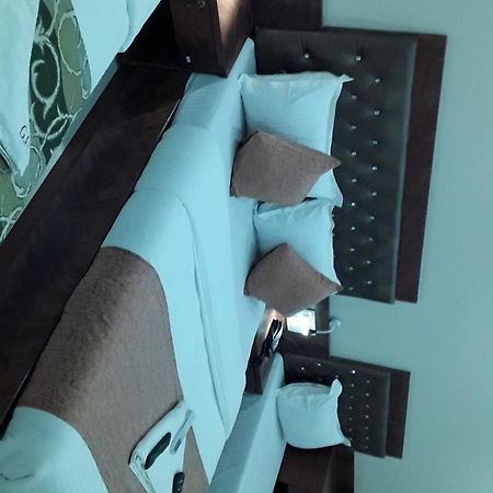 Hotel Golden Hayyath Inn Mumbai Eksteriør bilde