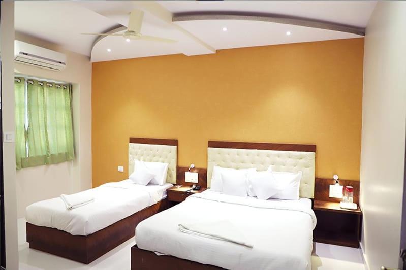 Hotel Golden Hayyath Inn Mumbai Eksteriør bilde